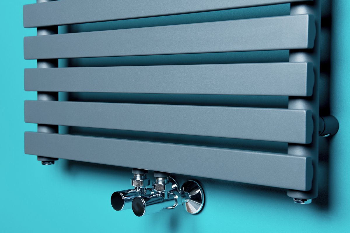 Design Flach Badheizkörper Mittelanschluss Handtuchwärmer Bad